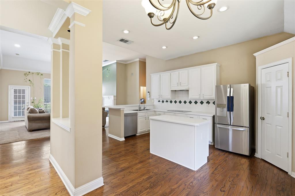5205 Teddington Park Drive Property Photo 19