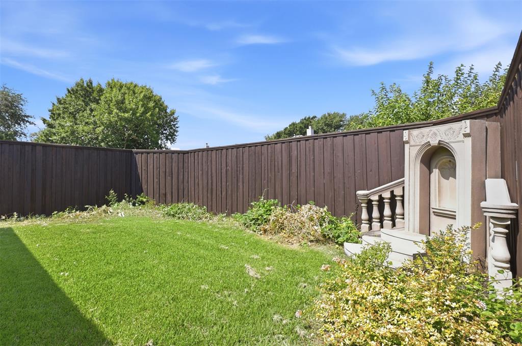 5205 Teddington Park Drive Property Photo 37