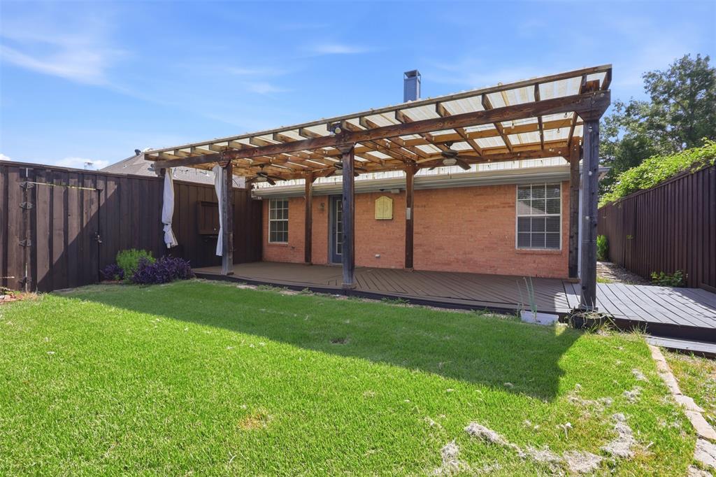 5205 Teddington Park Drive Property Photo 38