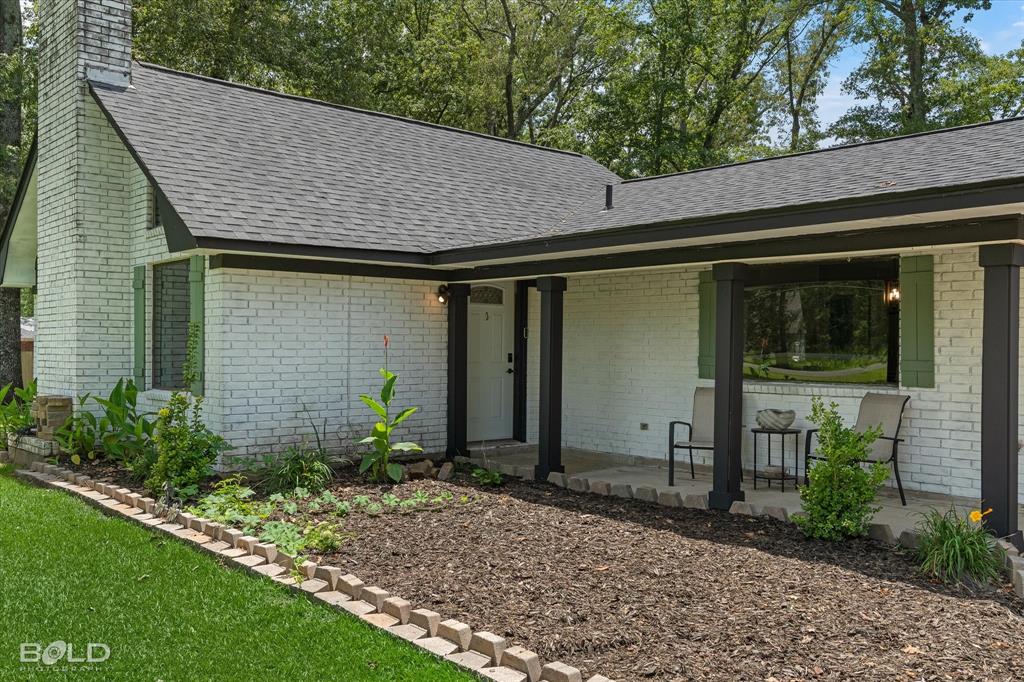 8111 Southdowns Drive Property Photo 5