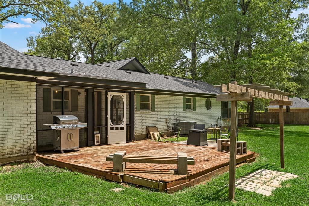 8111 Southdowns Drive Property Photo 33