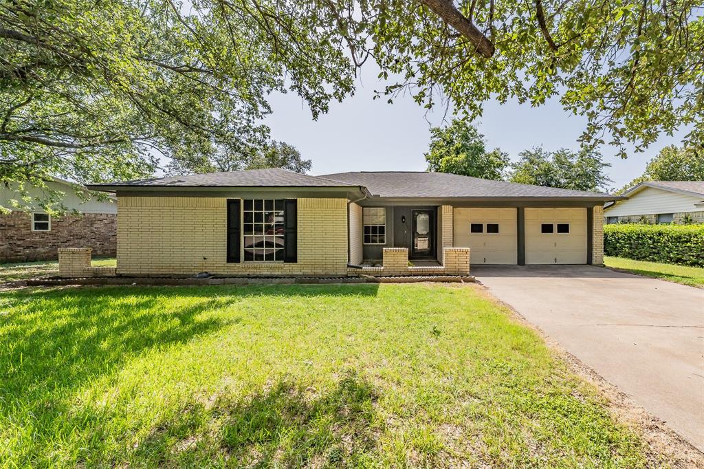 1227 Willowwood Drive Property Photo 1