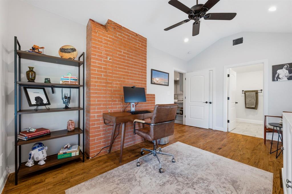 3837 Pershing Avenue Property Photo 29