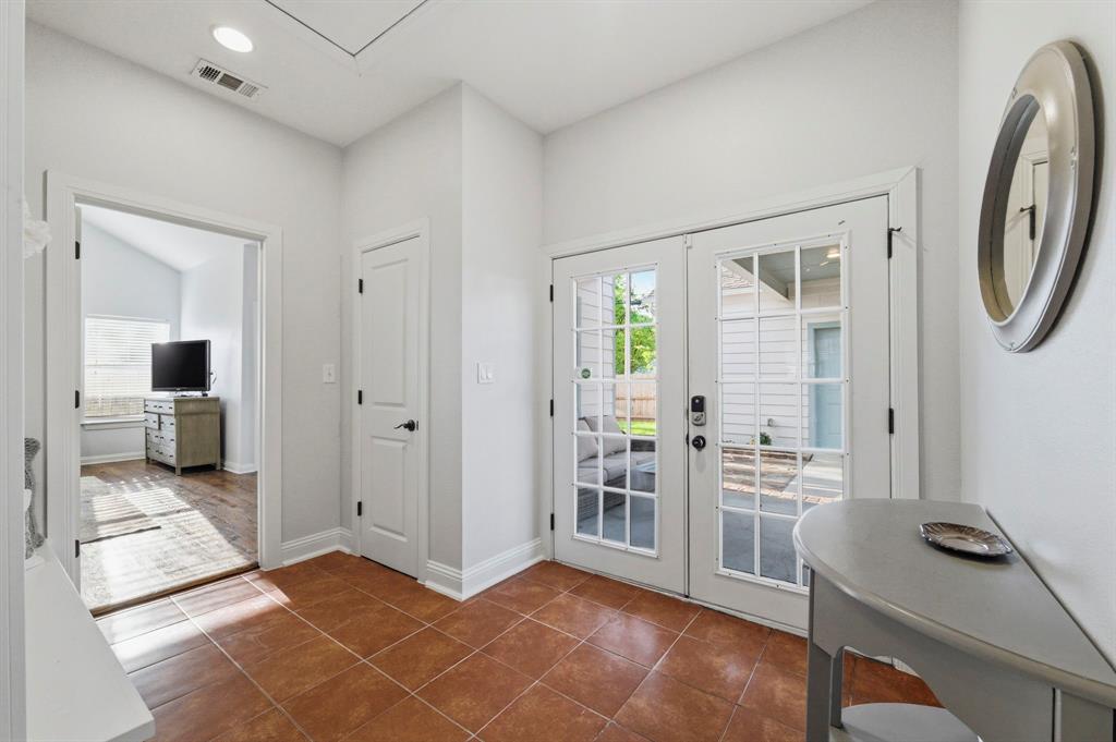 3837 Pershing Avenue Property Photo 34