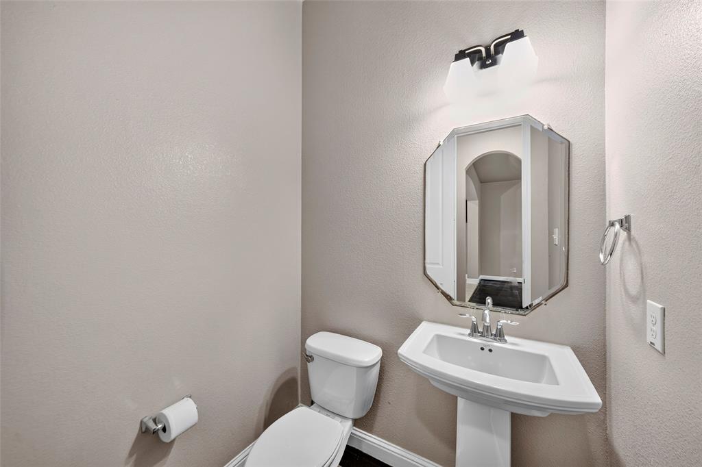 8607 Calvin Road Property Photo 14