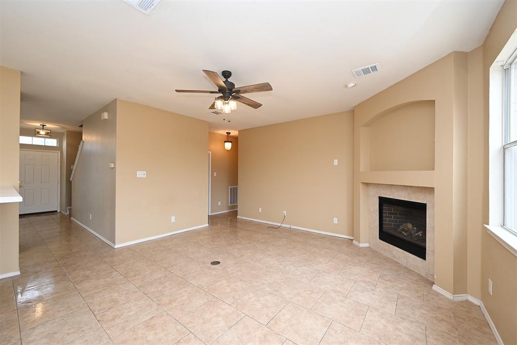 10706 Gleneagles Lane Property Photo 5