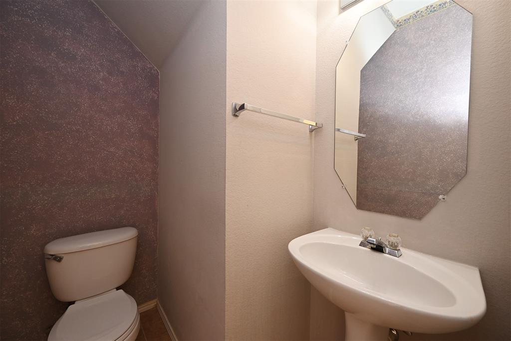 10706 Gleneagles Lane Property Photo 10