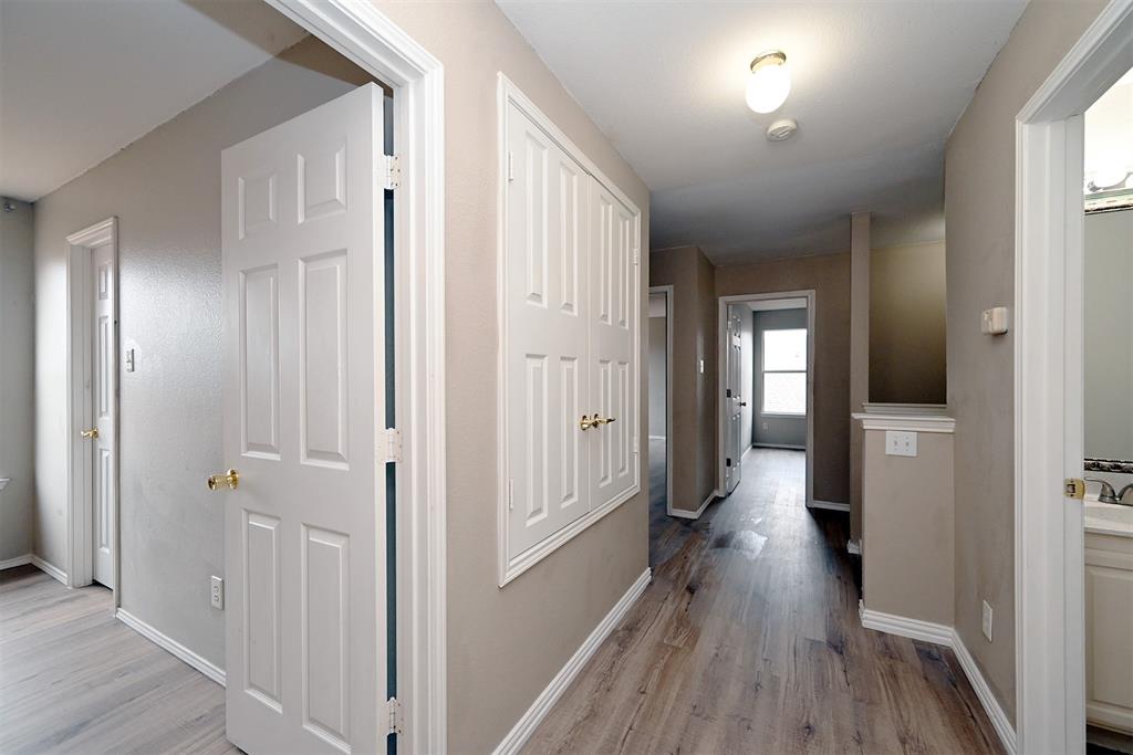 10706 Gleneagles Lane Property Photo 14