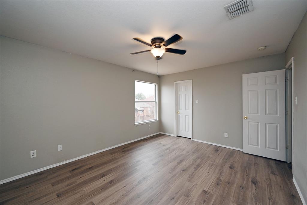 10706 Gleneagles Lane Property Photo 17