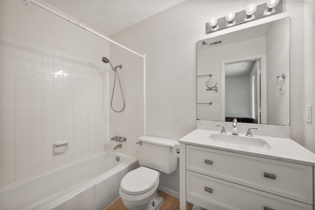 5100 Lasalle Drive Property Photo 15