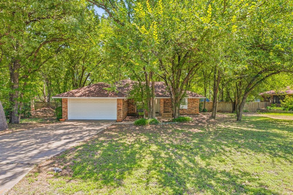 1303 Spanish Flower Drive Property Photo 2