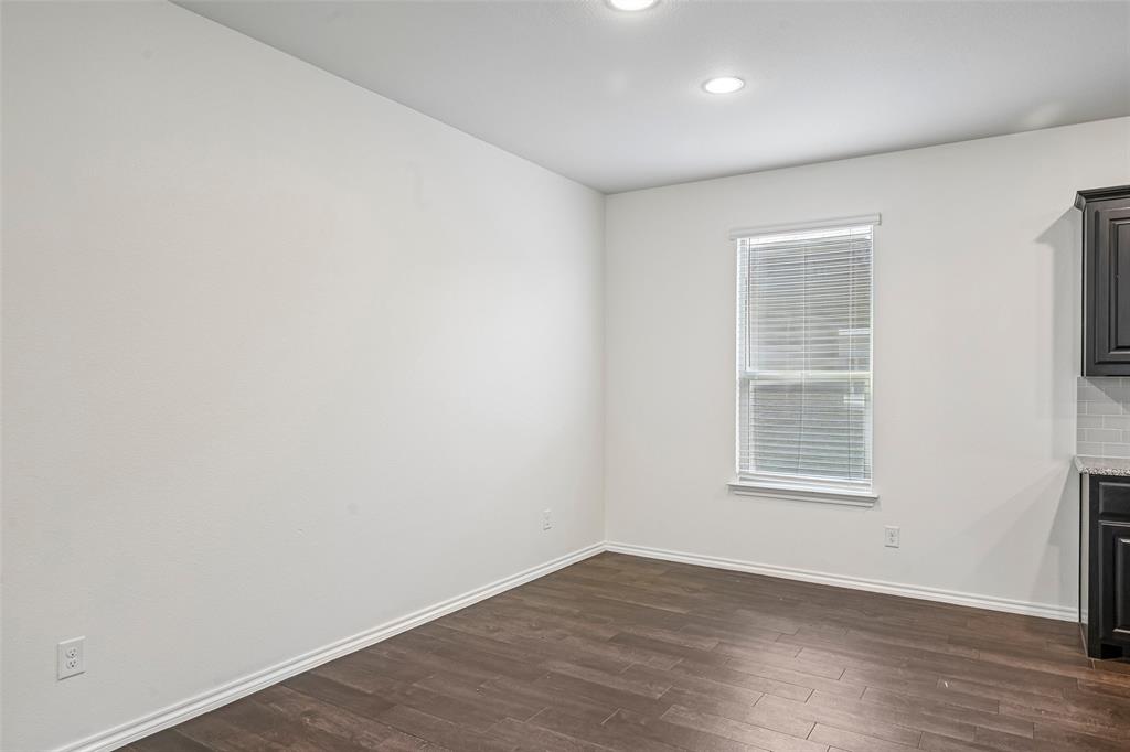 1025 Mason Street Property Photo 13