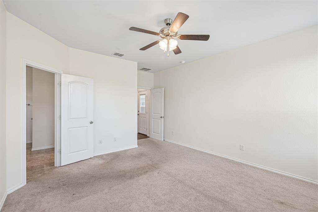 1025 Mason Street Property Photo 18