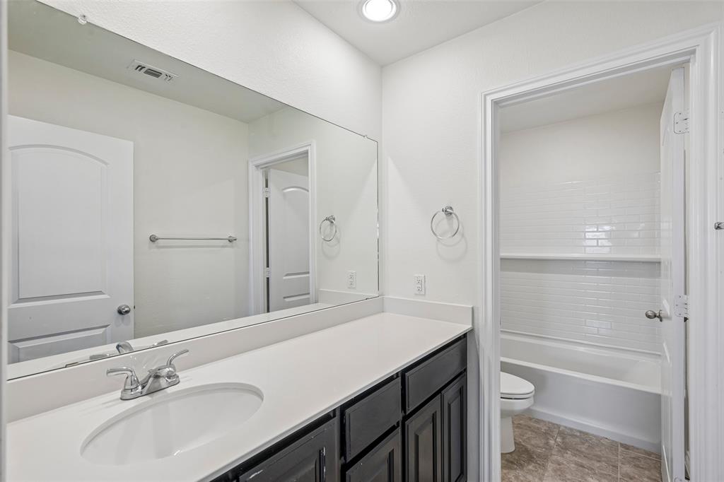 1025 Mason Street Property Photo 26