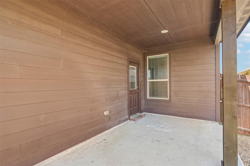 1025 Mason Street Property Photo 32
