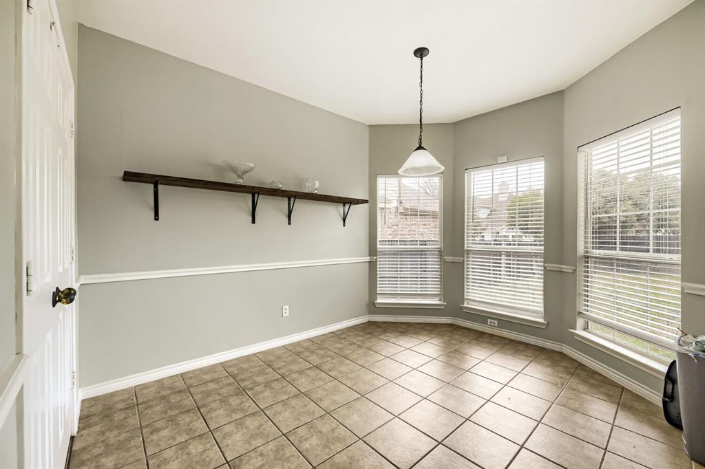5016 Coral Creek Drive Property Photo 9