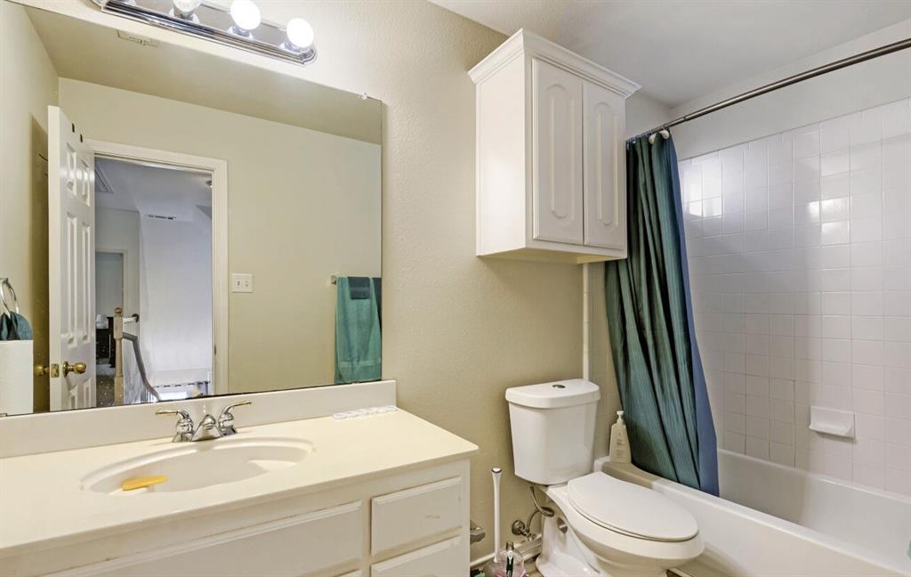 5016 Coral Creek Drive Property Photo 25
