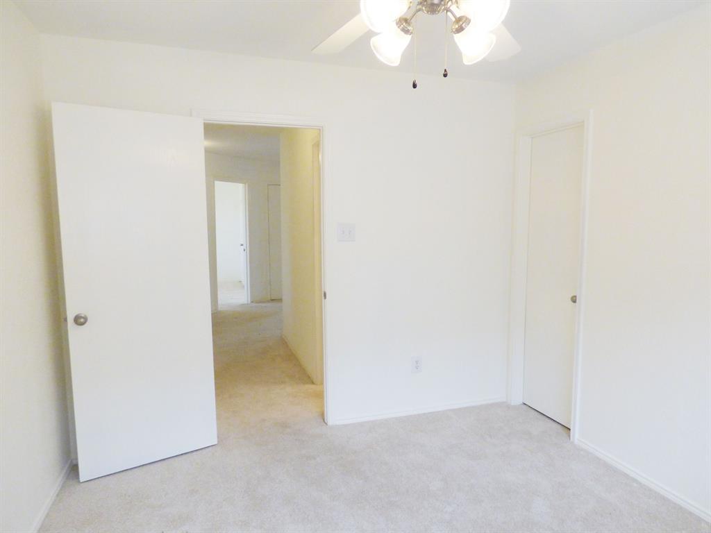 8532 Hawkview Drive Property Photo 14
