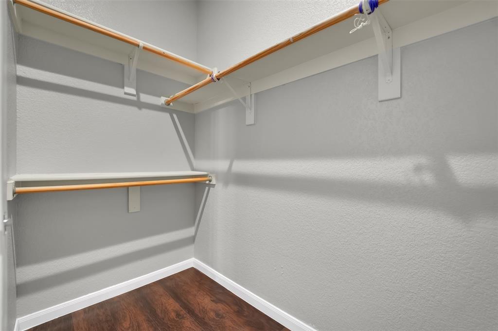 5205 Mirror Lake Drive Property Photo 22