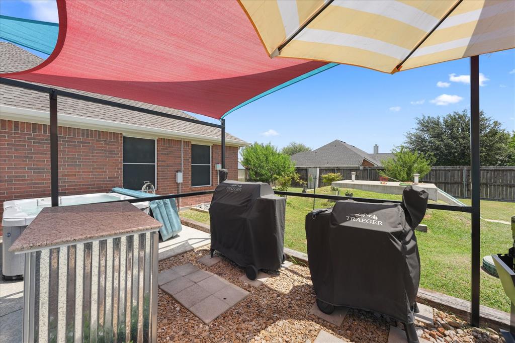 112 Springfield Lane Property Photo 32