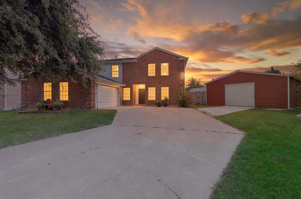 3415 Elmwood Court Property Photo 4