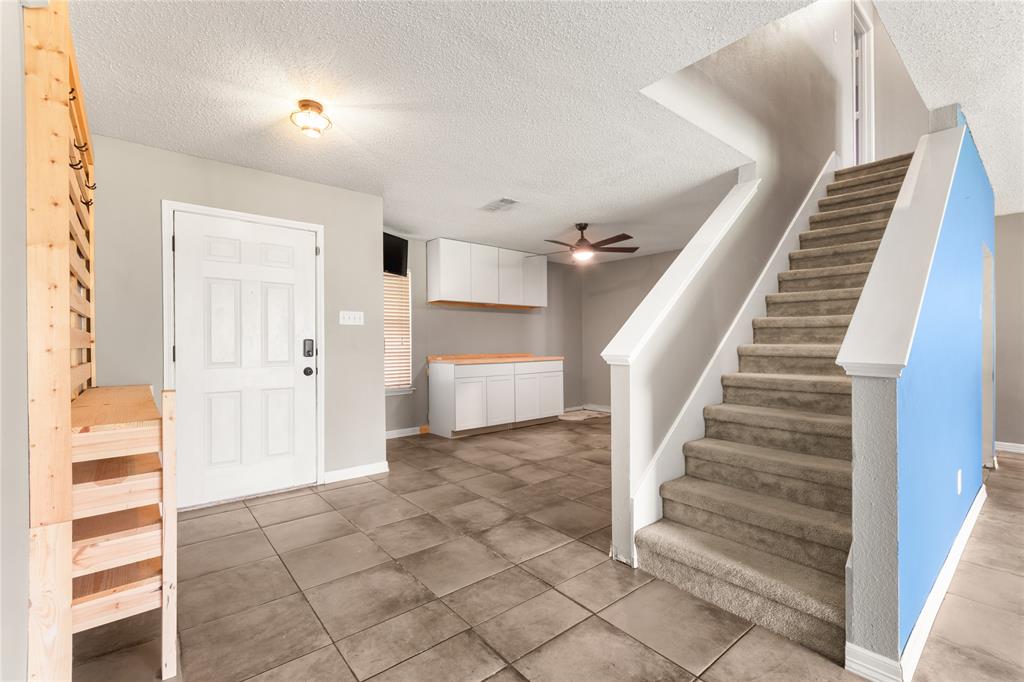 3415 Elmwood Court Property Photo 6