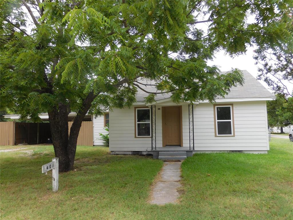 407 Ne 4th Street Property Photo 1