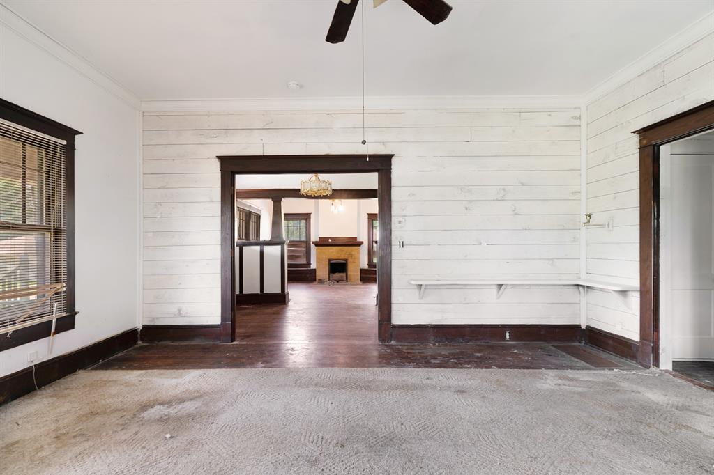 903 4th Street Property Photo 3