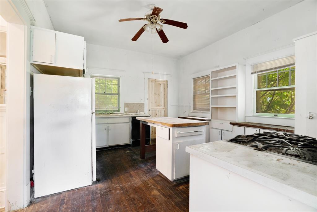 903 4th Street Property Photo 13