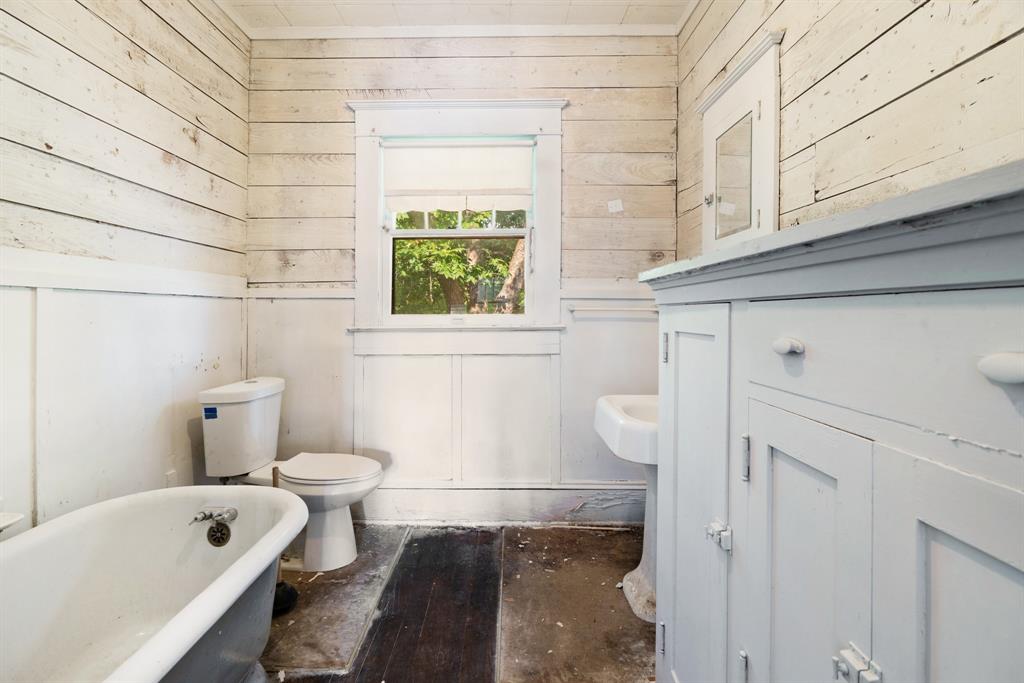 903 4th Street Property Photo 19