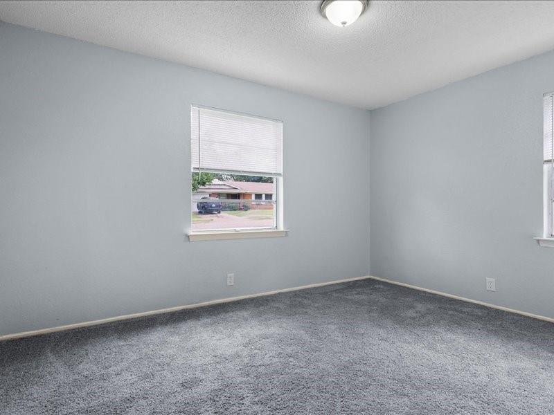 2632 Emerald Drive Property Photo 14