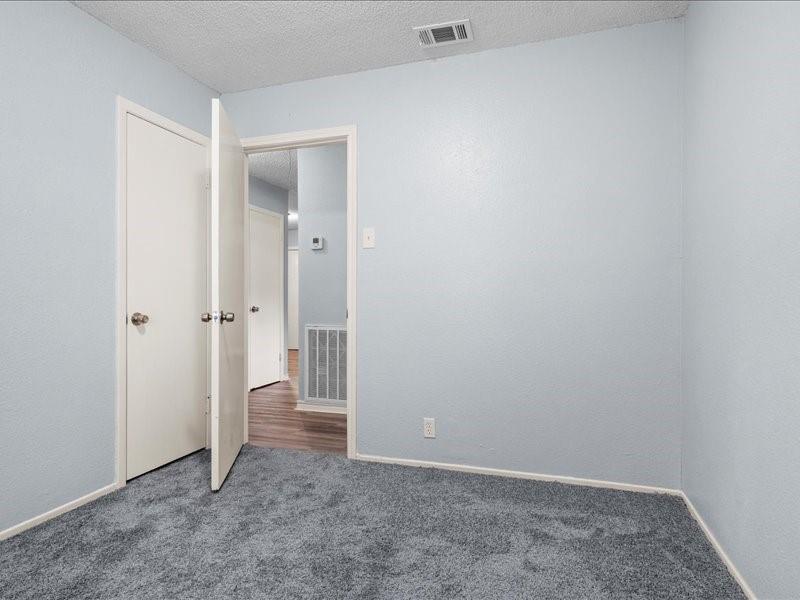 2632 Emerald Drive Property Photo 18