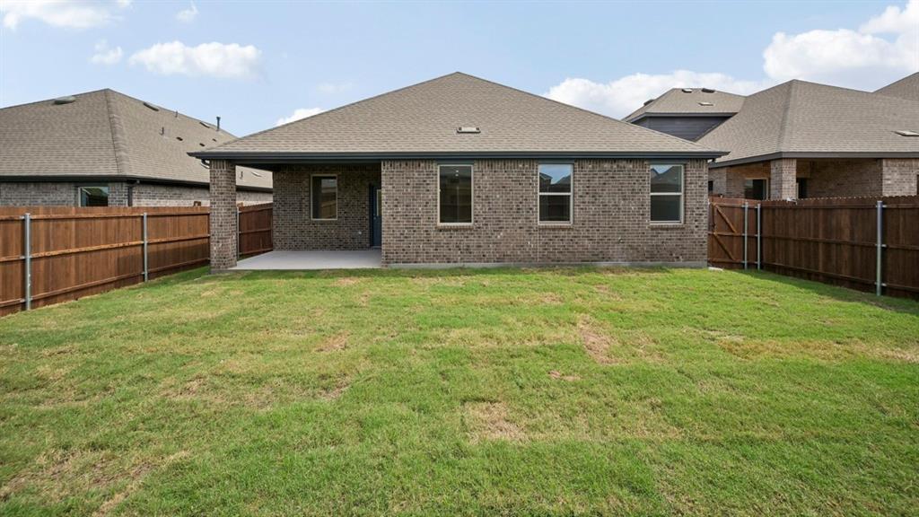 4833 Silver Touch Road Property Photo 4