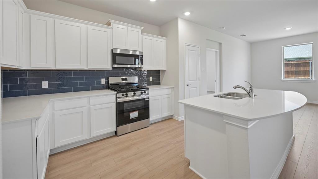 4833 Silver Touch Road Property Photo 19