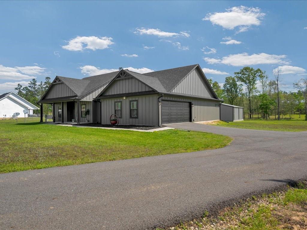 1105 Cc Road Property Photo 5