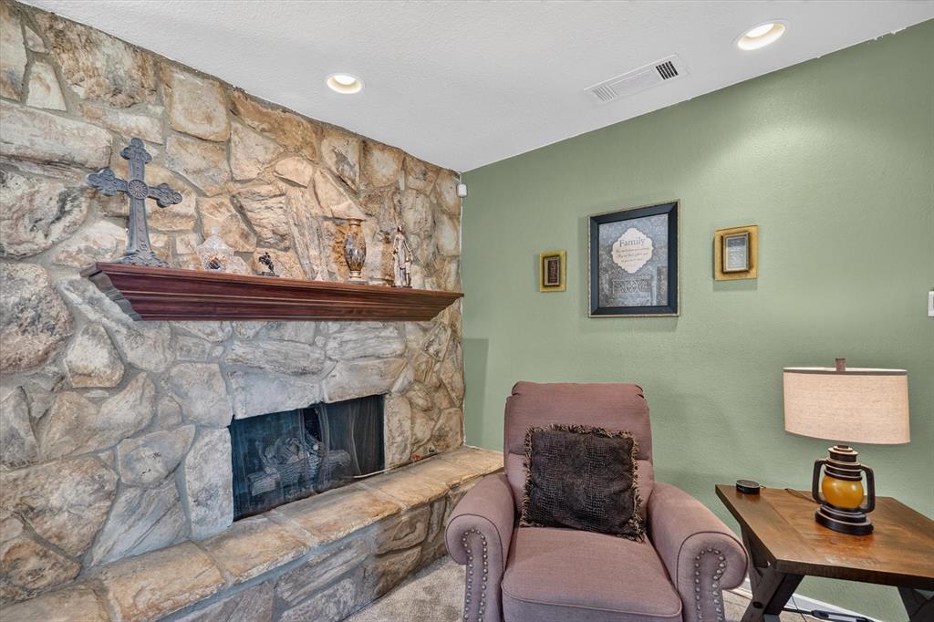 184 Oakhurst Drive Property Photo 7