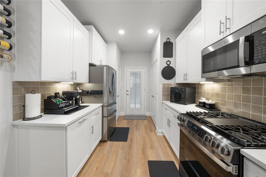 11376 Chiltern Street Property Photo 11