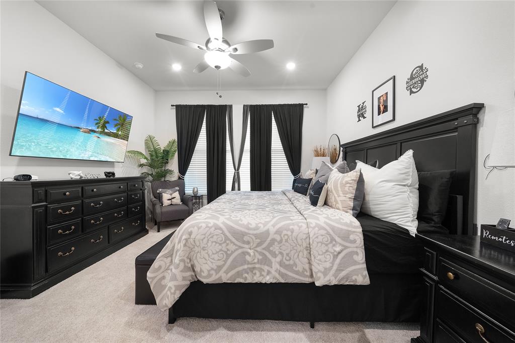 11376 Chiltern Street Property Photo 15