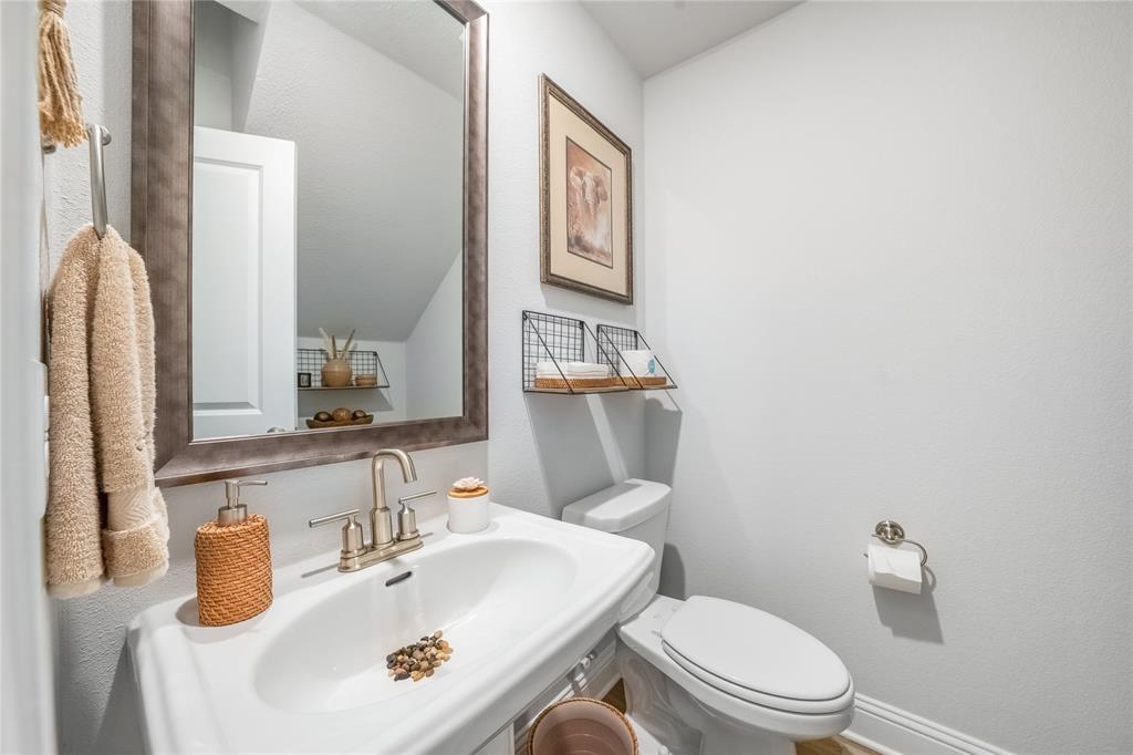 11376 Chiltern Street Property Photo 18
