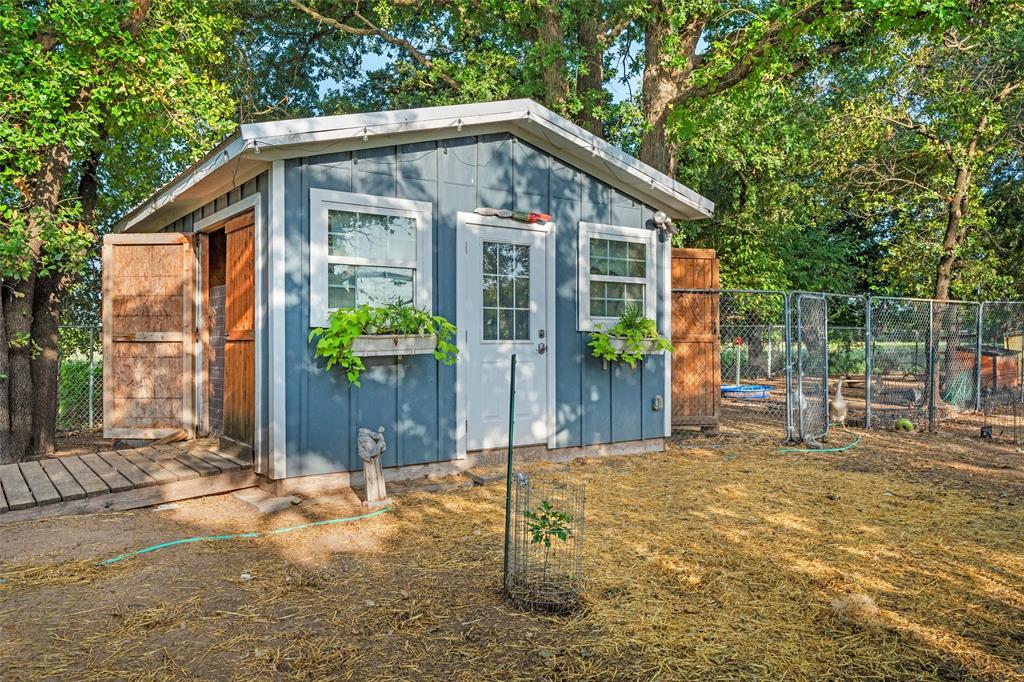 128 Meandering Way Property Photo 37