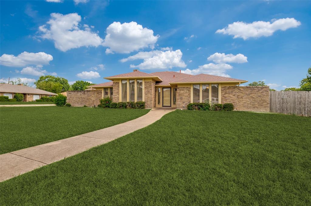 1423 Cassandra Circle Property Photo 1