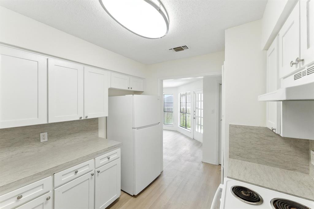 6905 W Cleburne Road Property Photo 14
