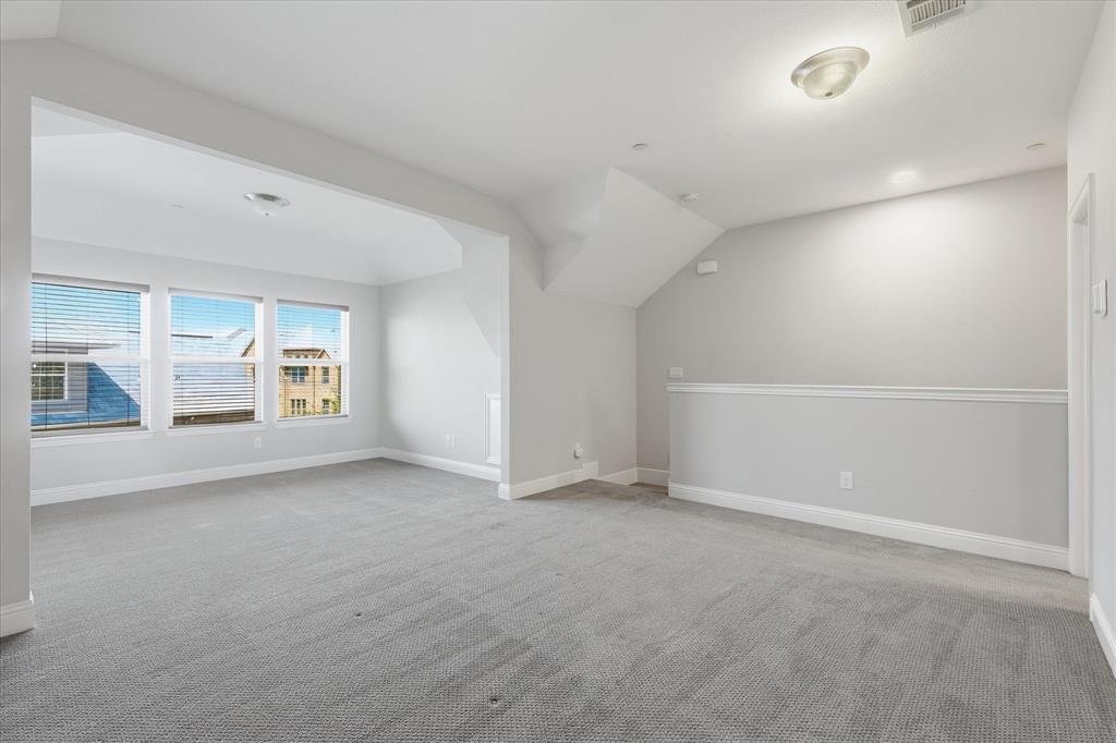 521 Reale Drive Property Photo 25