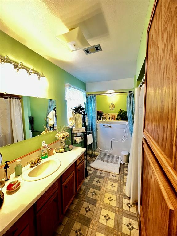 394 Hcr 1143 Property Photo 11