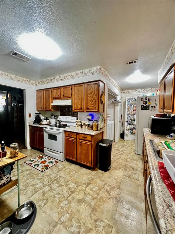 394 Hcr 1143 Property Photo 14