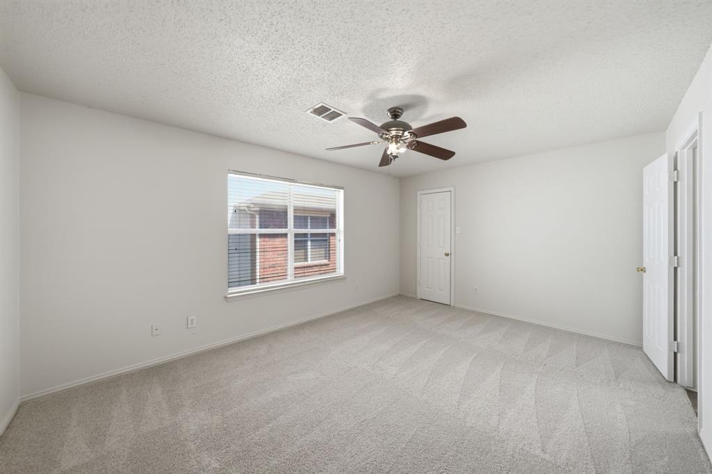 5228 Boxwood Lane Property Photo 18