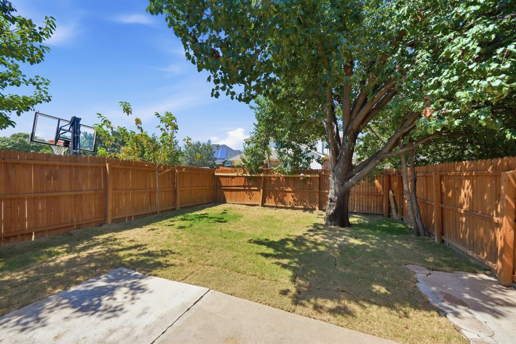 5228 Boxwood Lane Property Photo 19