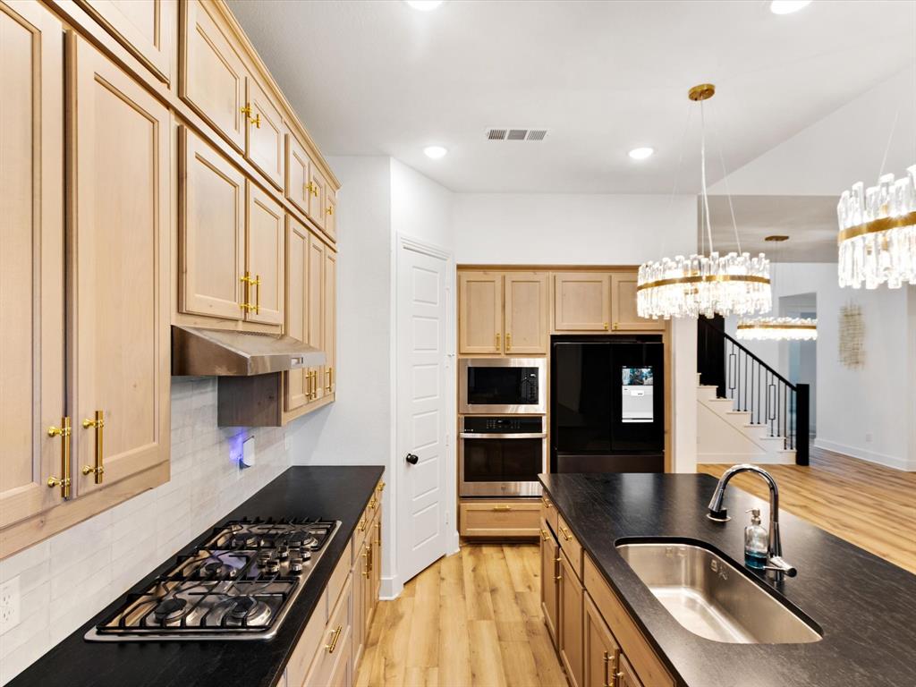 6016 Gully Grove Drive Property Photo 10