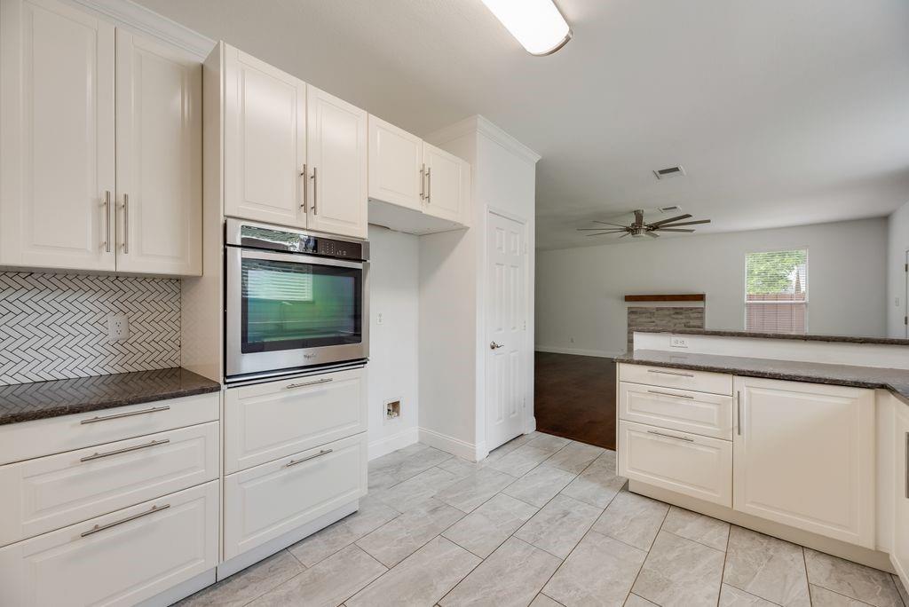 1305 Meadowbrook Drive Property Photo 15
