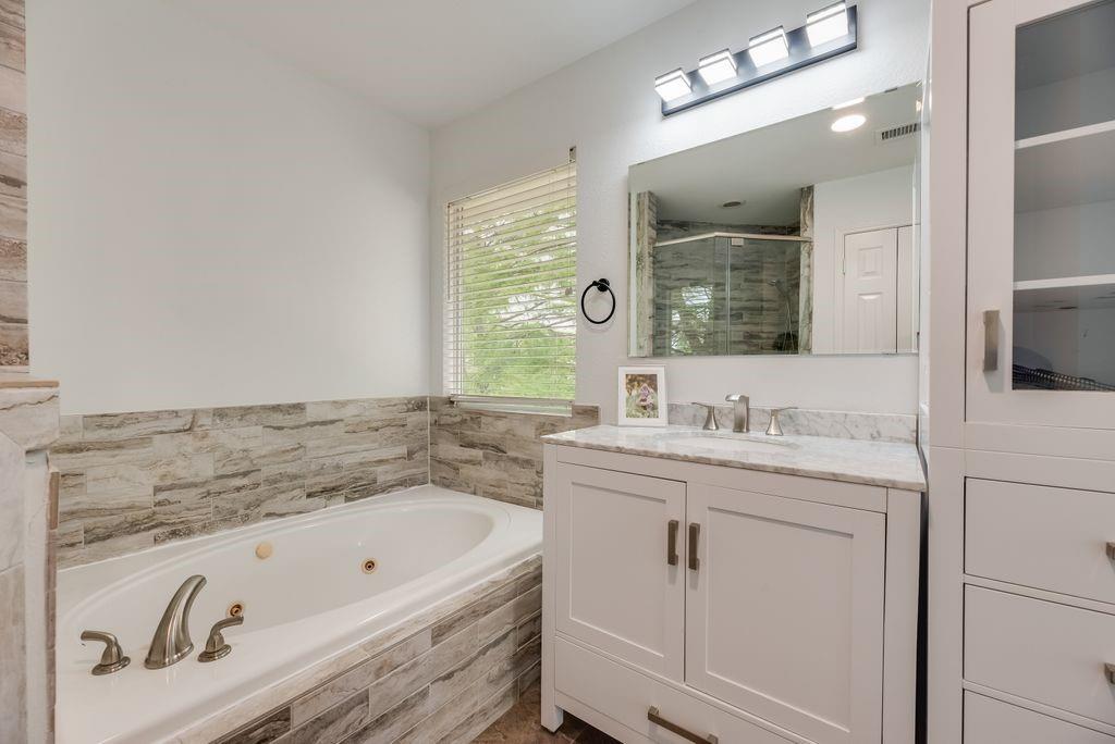 1305 Meadowbrook Drive Property Photo 24